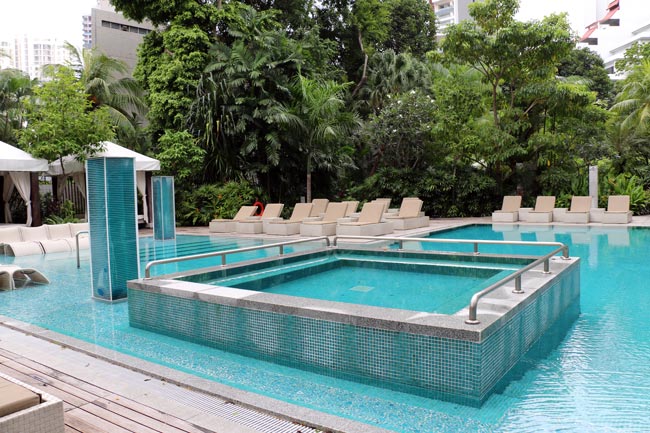 Grand-Hyatt-Singapore-Pool2