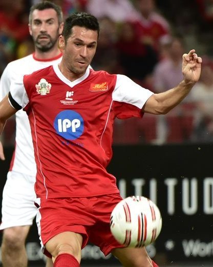 The-Castlewood-Group-Battle-Of-The-Reds_Match-Day-feature