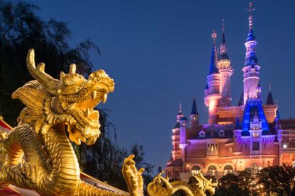 shdr-theme-park-shanghai-disneyland-park-hero-full-new