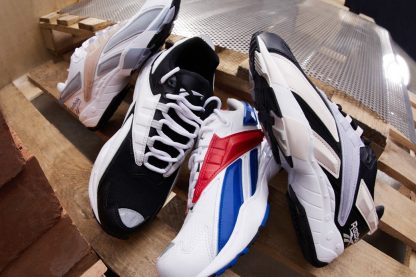 reebok-interval feature