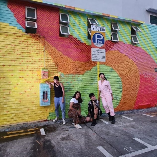 post-it-Artist-Trio-and-assistant-against-the-full-mural-wall