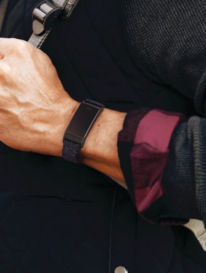 Fitbit_Charge_4_Lifestyle_Style_justsayingasia
