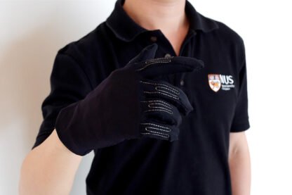 InfinityGlove-Smart-justsaying-asia-NUS-feature
