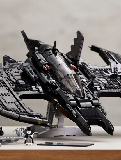 76161---LEGO-1989-Batwing---Lifestyle-image-1