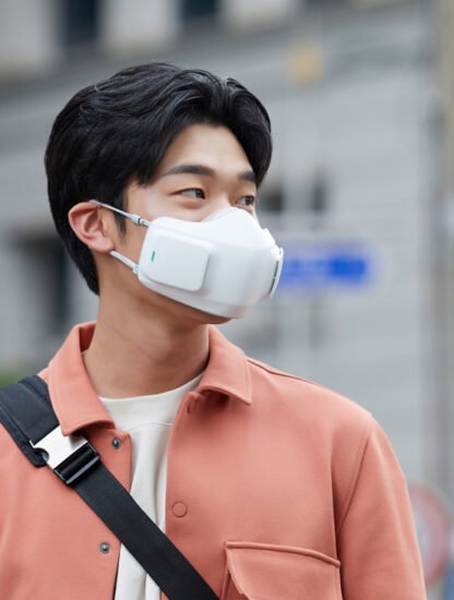 LG-PuriCare-Wearable_justsaying-asia