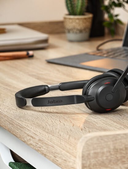 Jabra-Evolve2-30-MS-Black-Contextual-Office-2-Large
