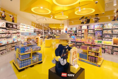 Located-at-Suntec-City-Singapore-and-managed-by-Bricks-World,-the-10th-LCS-in-the-country-spans-over-2,088-square-feet
