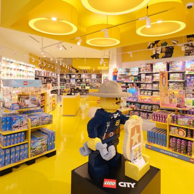 Located-at-Suntec-City-Singapore-and-managed-by-Bricks-World,-the-10th-LCS-in-the-country-spans-over-2,088-square-feet