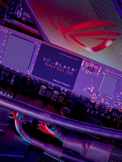 Lifestyle-WD_BLACK-SN750-SE-NVMe-SSD_LR