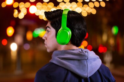razer-OPUS-X-2021-_US-LifeStyle-1