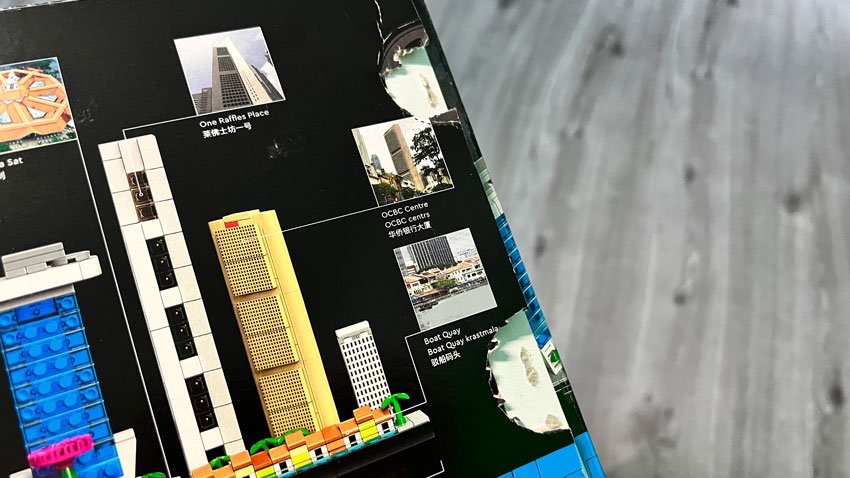 LEGO-Architecture-Skyline-Collection_-Singapore-box