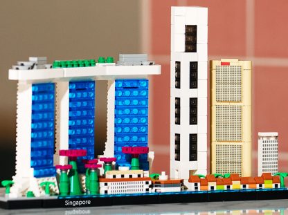 LEGO-Architecture-Skyline-Collection_-Singapore-feature