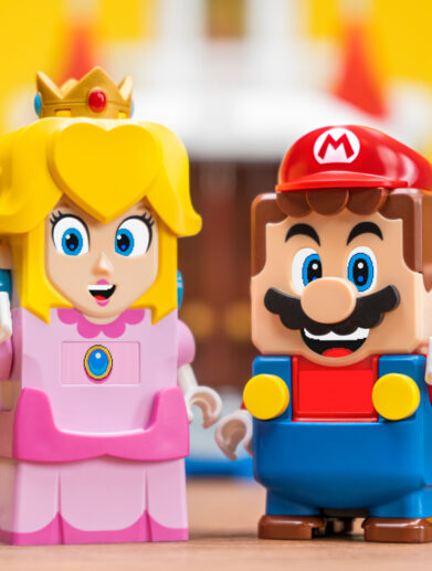 LEGO-peach-Super-Mario---5