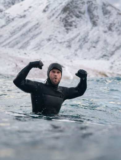 Limitless-With-Chris-Hemsworth-(1)