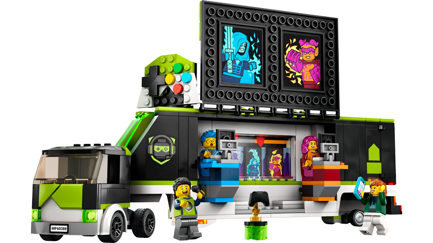 60388-LEGO-City-Gaming-Tournament-Truck-1