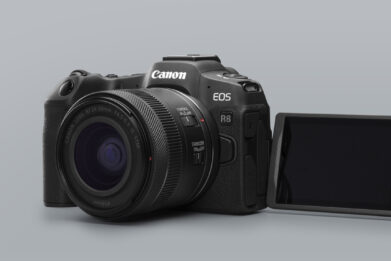 EOS-R8
