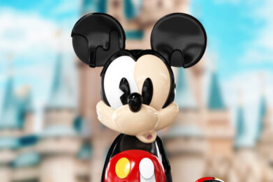 Disney_MickeyMouseTransformation(D100)_Reveal03(Colour)