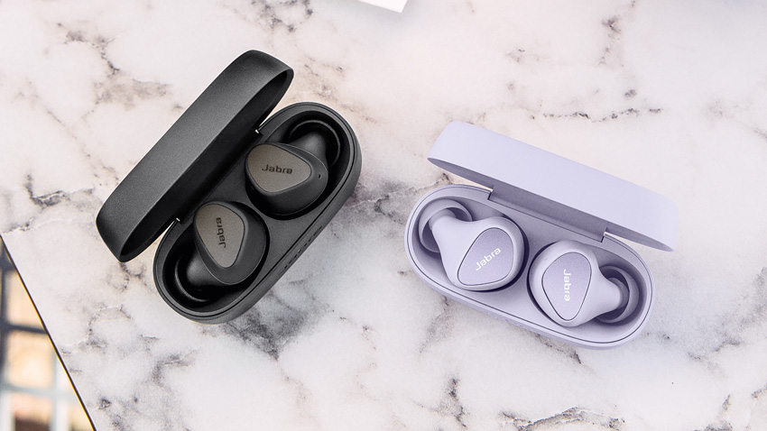 Jabra-Elite-4-Dark-Grey-Lilac-Contextual-Overhead-Smoothie-Large-CMYK