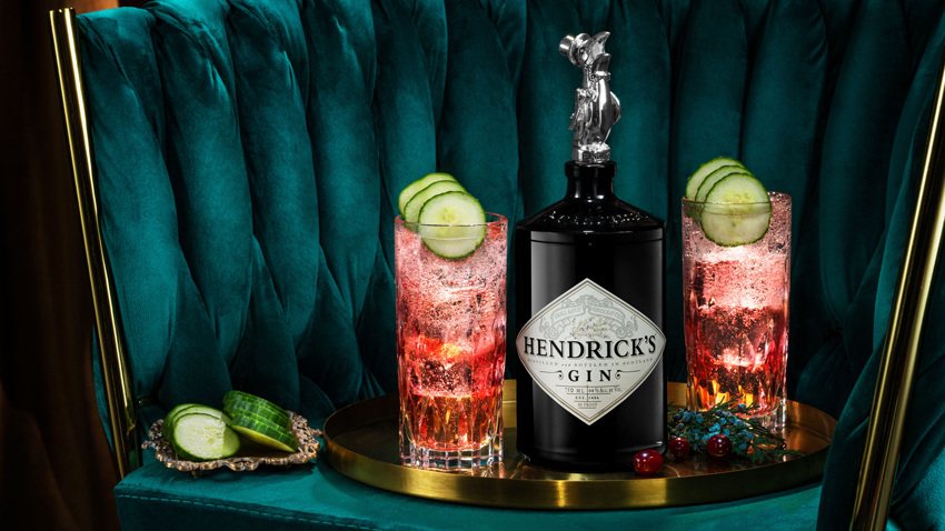 Hendrick's-Cranberry-Fizz-Cocktail