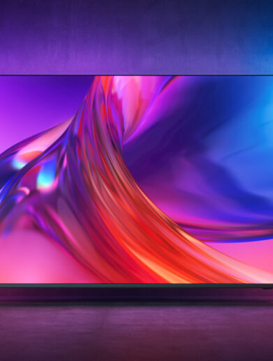 Philips-OLED807-Ambilight-TV-1