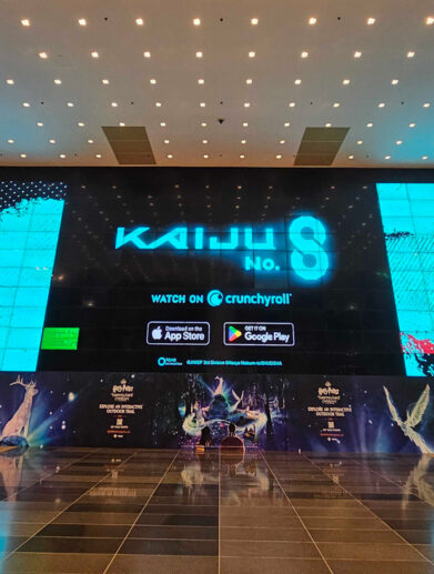 Kaiju-No.8_Crunchyroll-Singapore-OOH