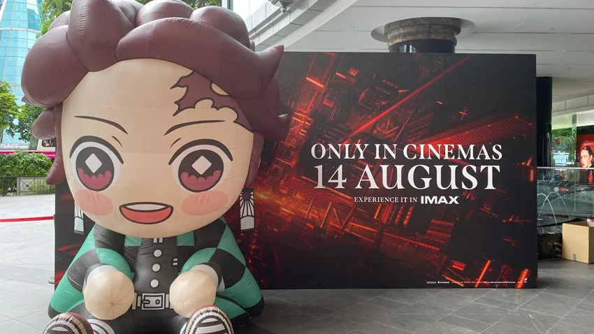DEMON-SLAYER-KIMETSU-NO-YAIBA-INFINITY-CASTLE-inflatable