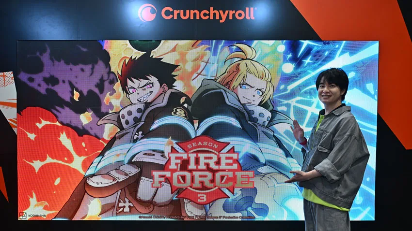 Yusuke-Kobayashi-Tours-Crunchyroll-Booth-1