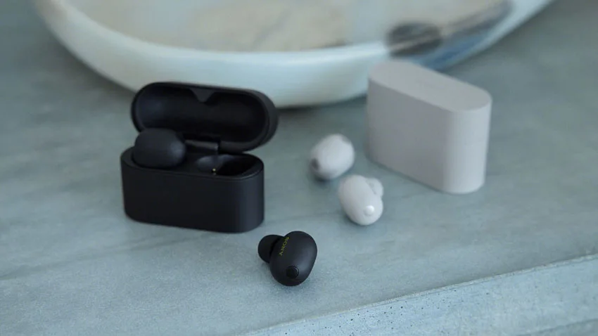 WF-1000XM6-Black-and-Platinum-Silver